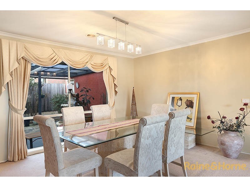 34 Lighthorse Crescent, Narre Warren South VIC 3805