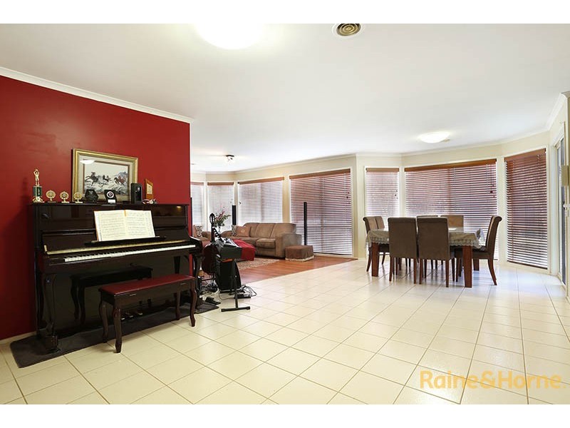 34 Lighthorse Crescent, Narre Warren South VIC 3805