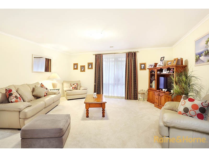 12 Blandford Crescent, Narre Warren South VIC 3805