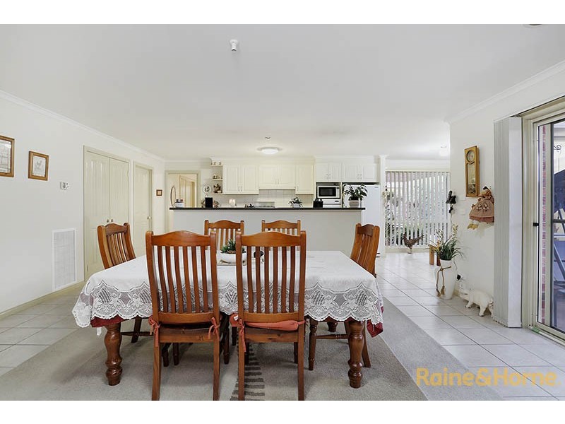 12 Blandford Crescent, Narre Warren South VIC 3805