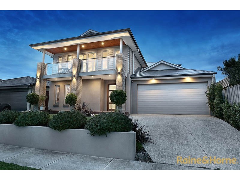3 Maplewood Court, Cranbourne North VIC 3977