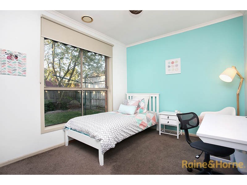 26 Raleigh Drive, Narre Warren South VIC 3805