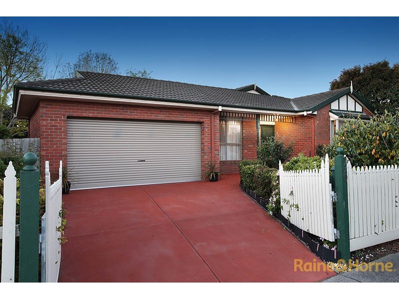 26 Raleigh Drive, Narre Warren South VIC 3805