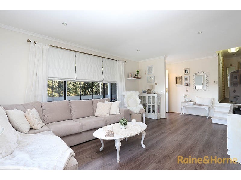 3 Luca Place, Pakenham VIC 3810