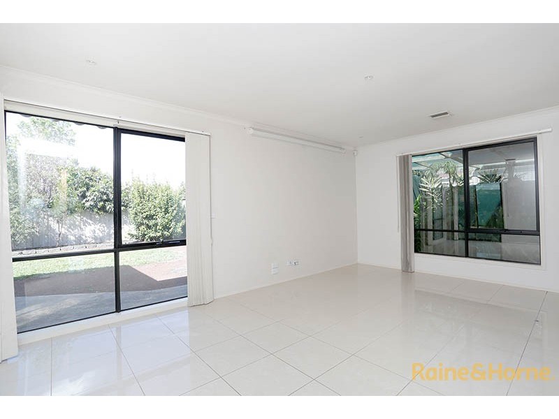 4 Chesil Court, Narre Warren South VIC 3805