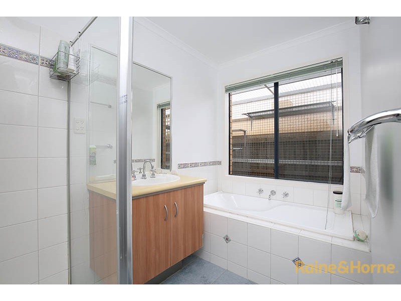 22 McCartney Drive, Narre Warren South VIC 3805