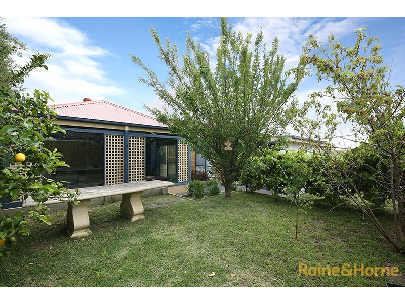 22 McCartney Drive, Narre Warren South VIC 3805