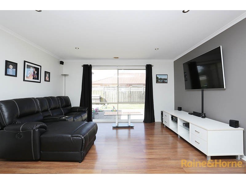 11 Littlecroft  Avenue, Narre Warren South VIC 3805