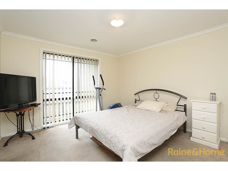 15 Menzies Close, Narre Warren South VIC 3805