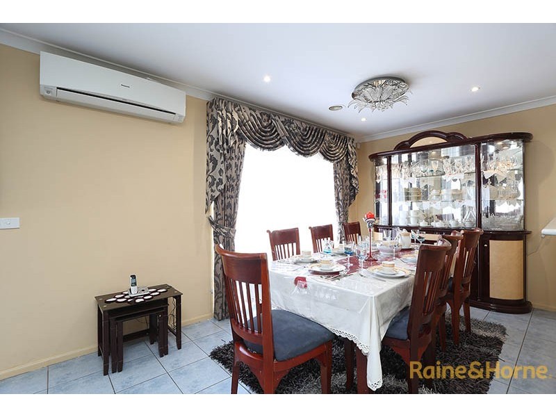 12 Menzies Close, Narre Warren South VIC 3805