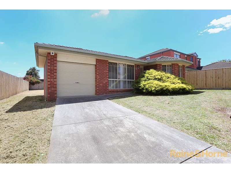 13 Swan Court, Narre Warren South VIC 3805