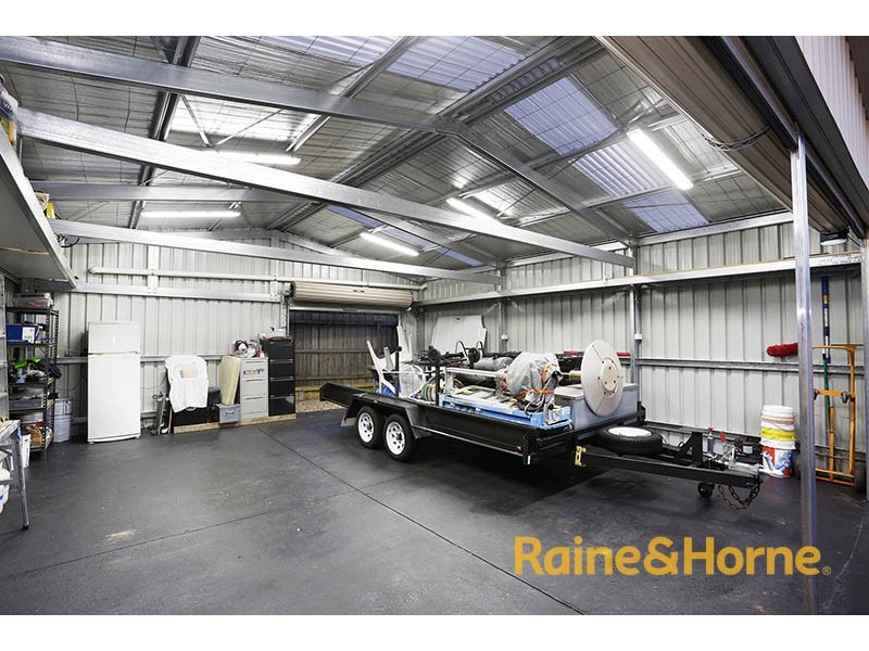 69 Tiverton Drive, Mulgrave VIC 3170