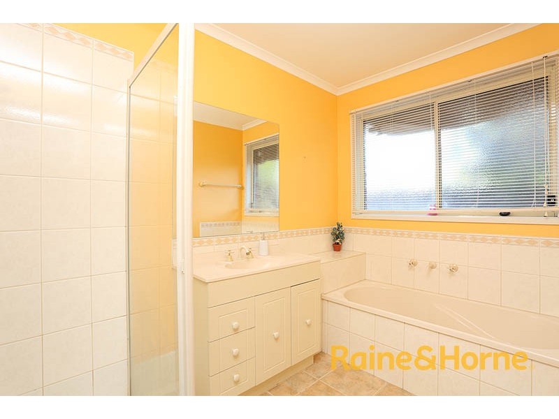 79 Harrington Drive, Narre Warren South VIC 3805