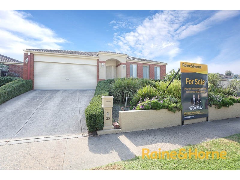 20 Dorchester Drive, Narre Warren South VIC 3805