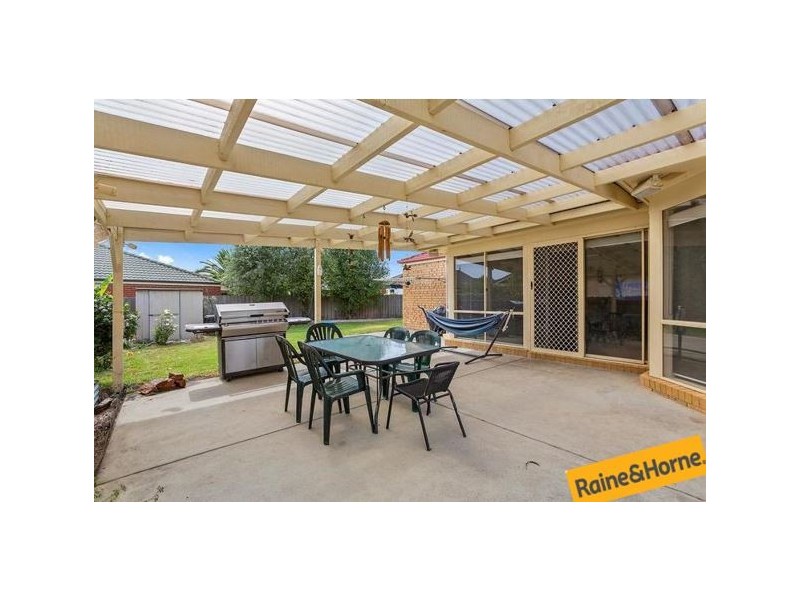 2 Demint Walk, Narre Warren South VIC 3805