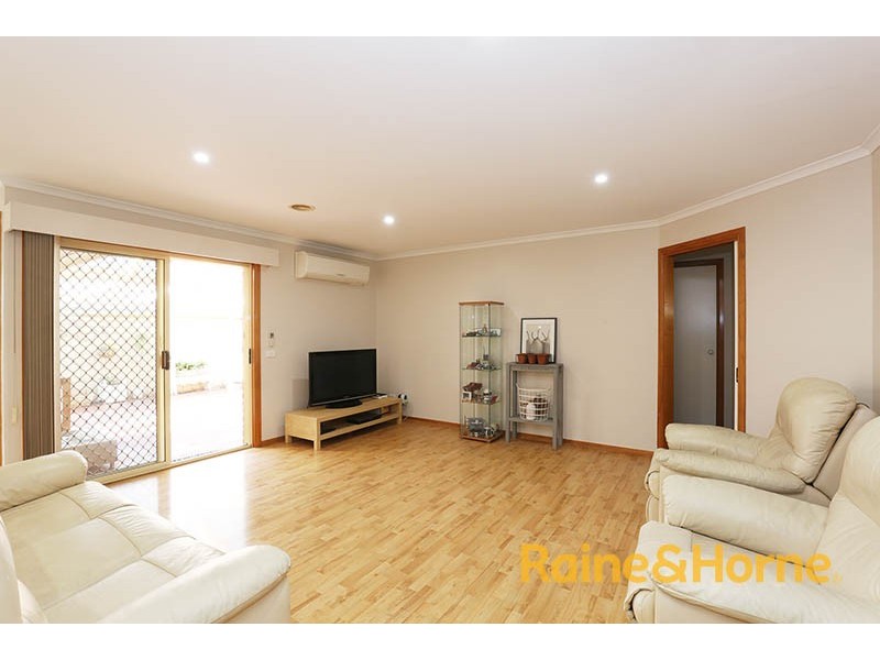 16 Hillston Court, Narre Warren South VIC 3805