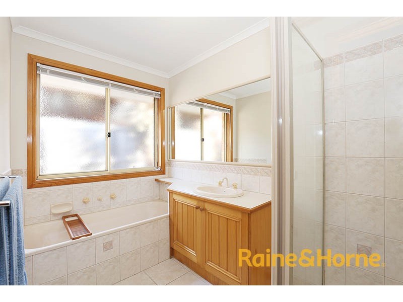 16 Hillston Court, Narre Warren South VIC 3805
