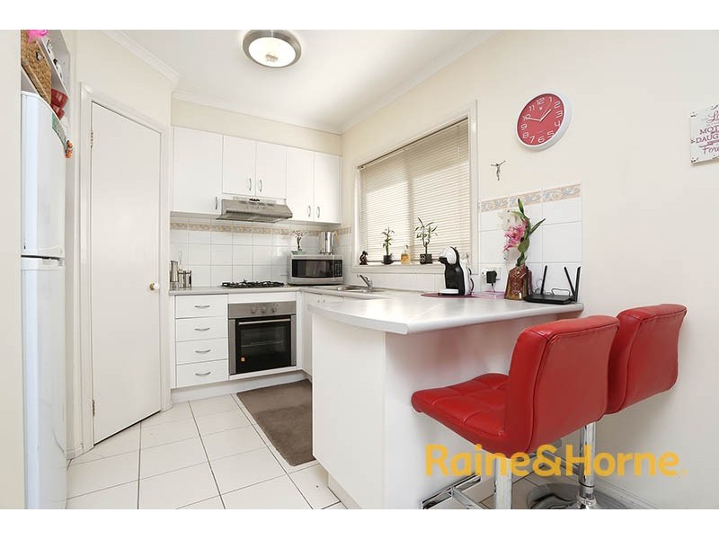 10 Bewley Way, Berwick VIC 3806