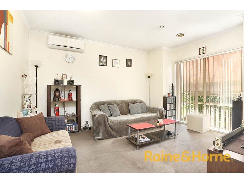10 Bewley Way, Berwick VIC 3806
