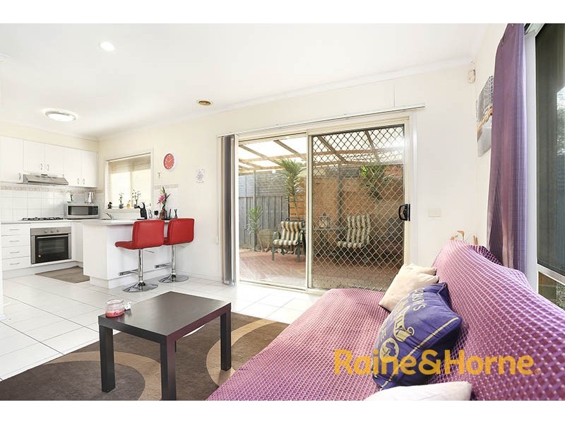 10 Bewley Way, Berwick VIC 3806