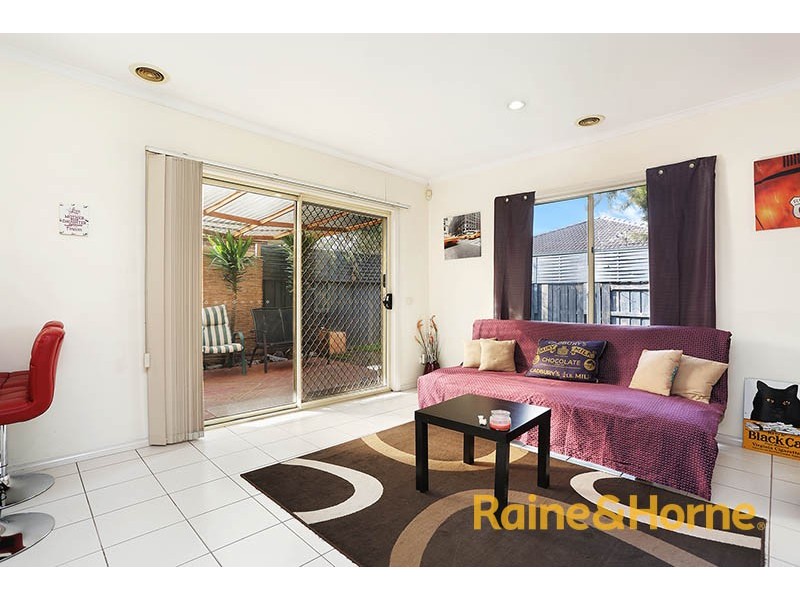 10 Bewley Way, Berwick VIC 3806