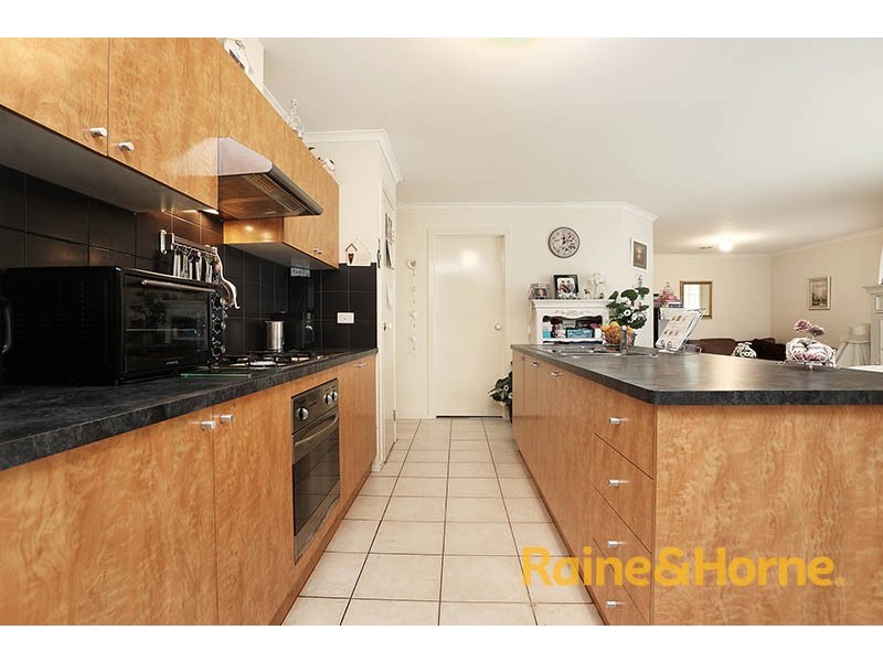 3 Dunoon Street, Mooroolbark VIC 3138