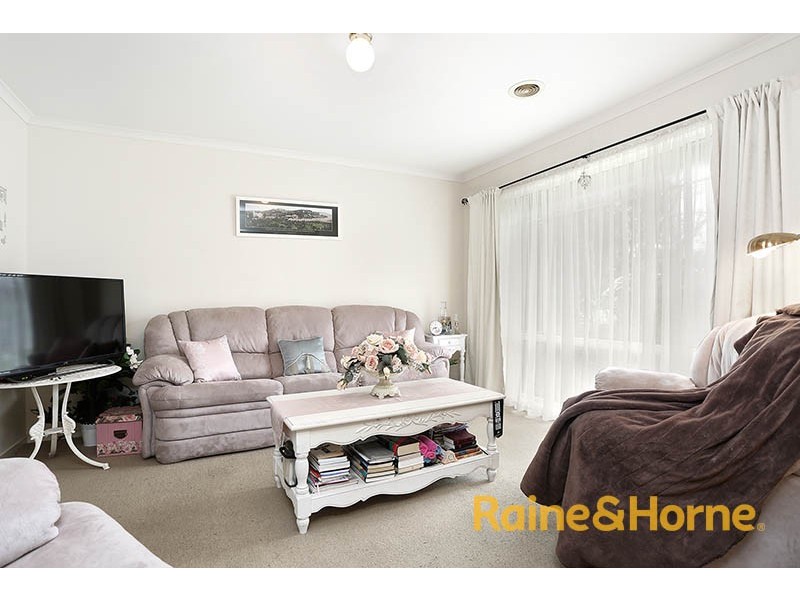 3 Dunoon Street, Mooroolbark VIC 3138