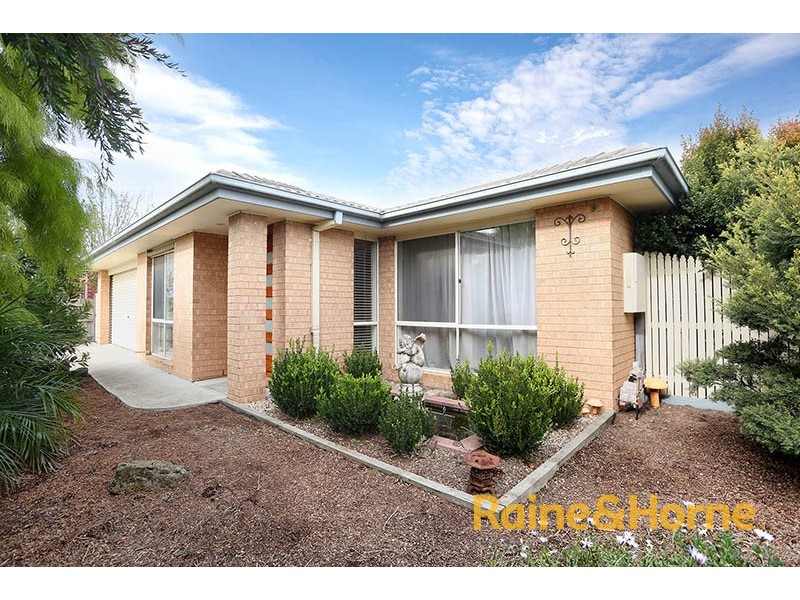 70 Tangerine Drive, Narre Warren South VIC 3805