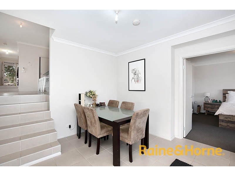 84 Jackson Drive, Drouin VIC 3818