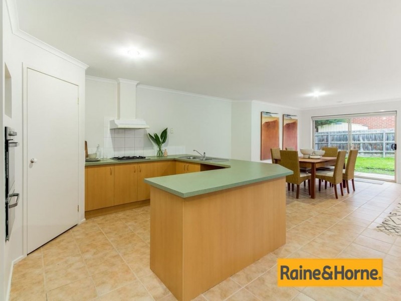 123 The Promenade, Narre Warren South VIC 3805