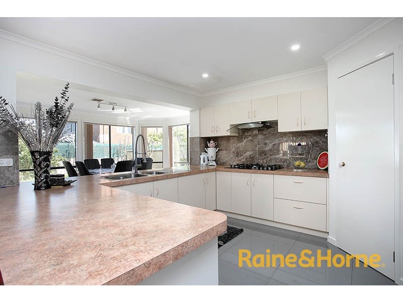 7 Demint Walk, Narre Warren South VIC 3805