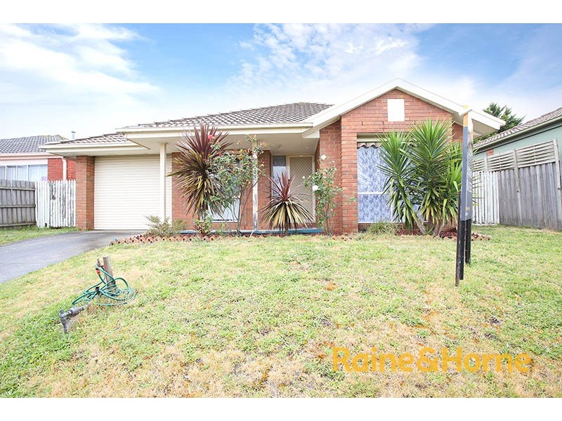4 Lighthorse Crescent, Narre Warren South VIC 3805