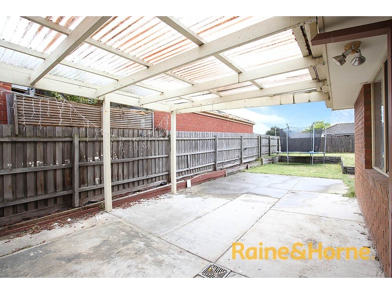 4 Lighthorse Crescent, Narre Warren South VIC 3805