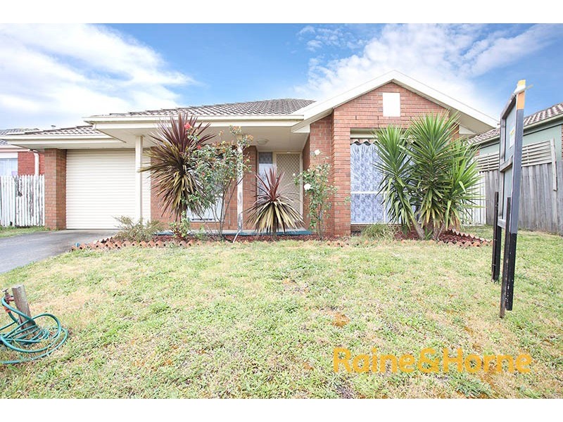 4 Lighthorse Crescent, Narre Warren South VIC 3805