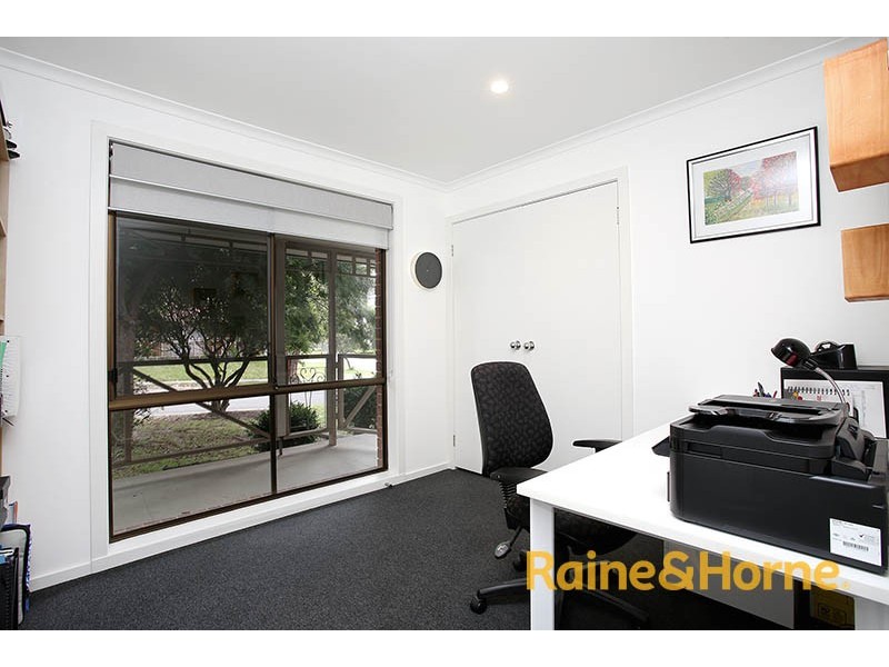 2 Hoop Pine Court, Cranbourne North VIC 3977