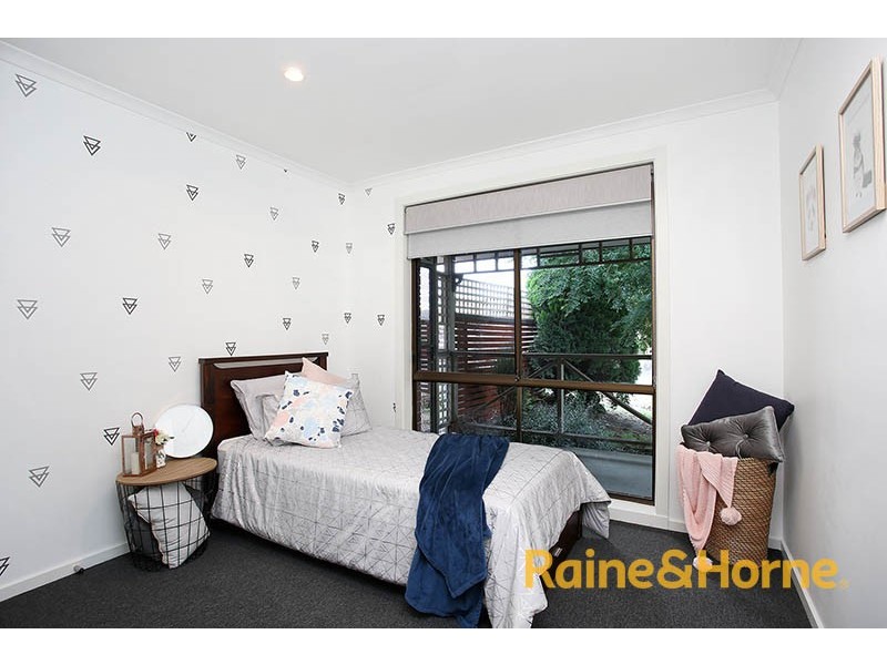 2 Hoop Pine Court, Cranbourne North VIC 3977