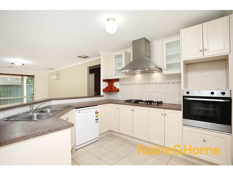 35 Lansbury drive, Narre Warren South VIC 3805