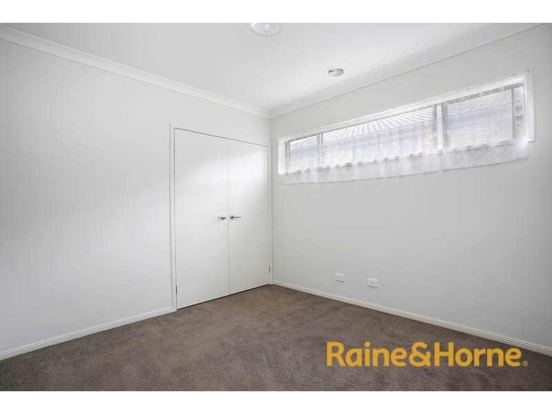 107 Heather grove, Clyde North VIC 3978