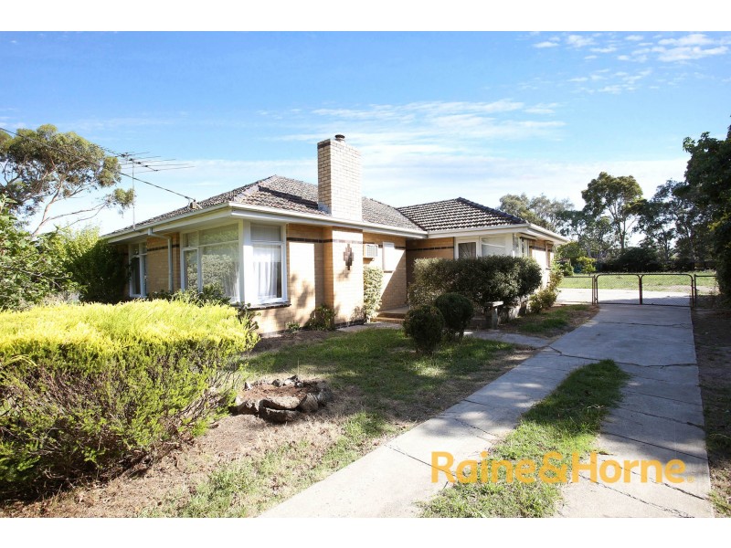 1 Grantchester Road, Narre Warren North VIC 3804