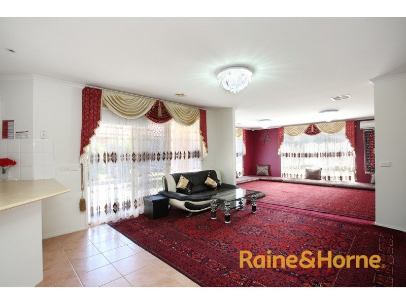 150 The Promenade, Narre Warren South VIC 3805