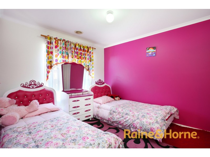 150 The Promenade, Narre Warren South VIC 3805