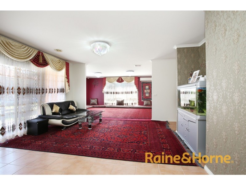 150 The Promenade, Narre Warren South VIC 3805