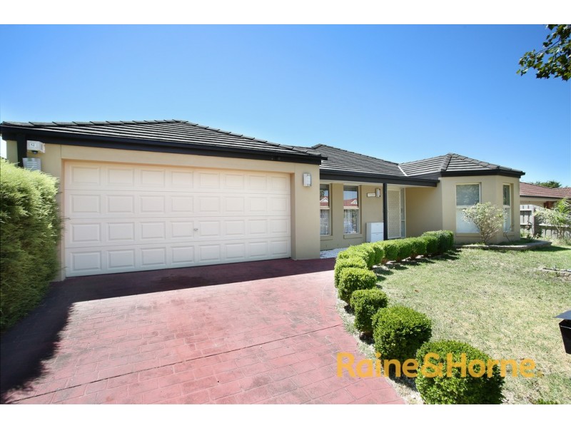 150 The Promenade, Narre Warren South VIC 3805