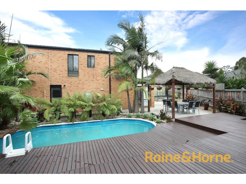 4 Azure Place, Narre Warren South VIC 3805