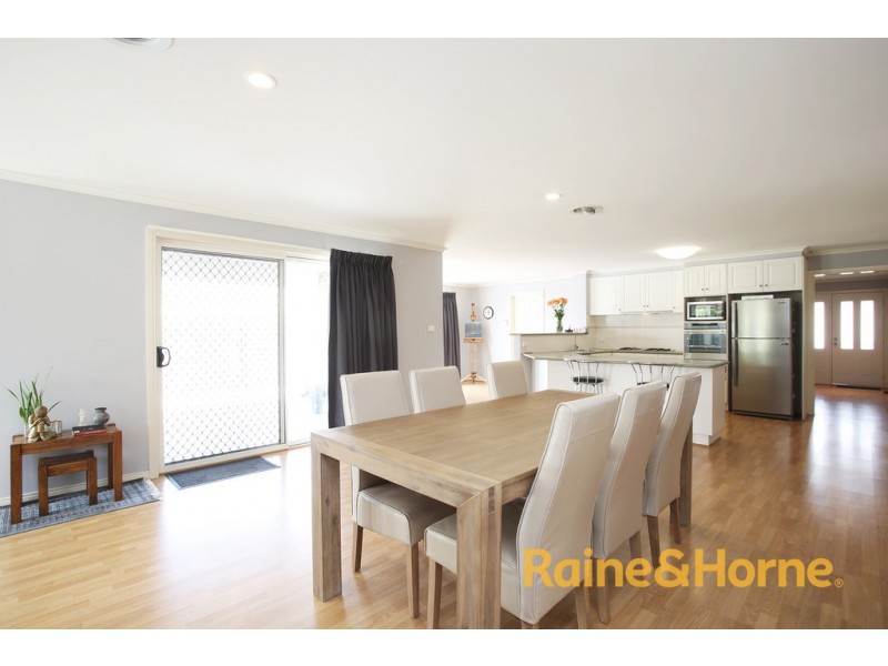 8 Plymtree Court, Narre Warren South VIC 3805