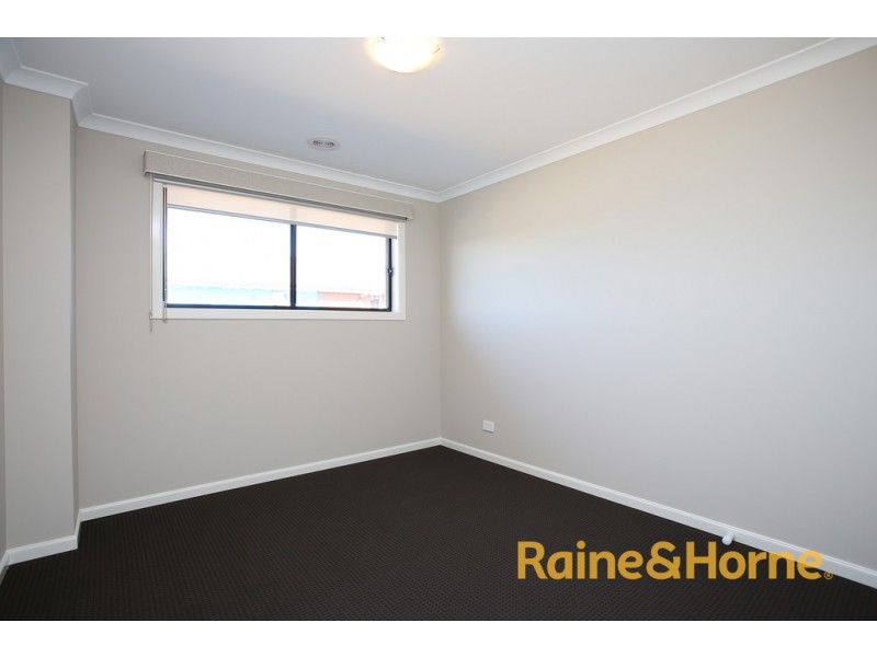 85 Rossiter Retreat, Cranbourne North VIC 3977