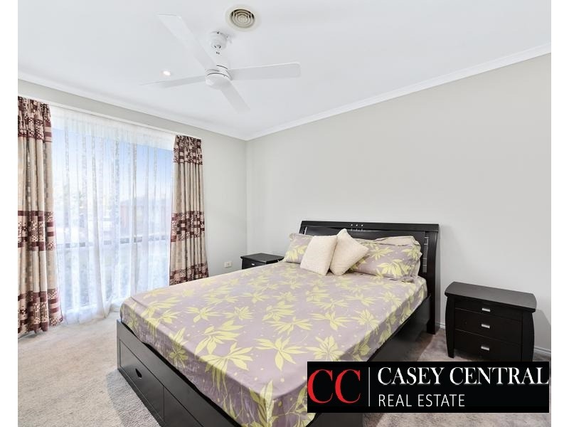 74 THE PARKWAY, Hampton Park VIC 3976