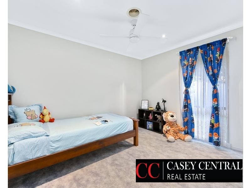 74 THE PARKWAY, Hampton Park VIC 3976