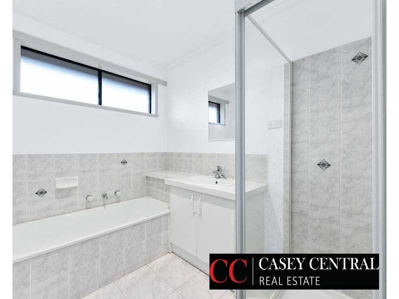 74 THE PARKWAY, Hampton Park VIC 3976