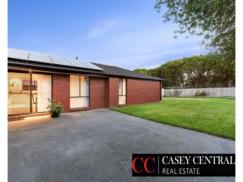 74 THE PARKWAY, Hampton Park VIC 3976